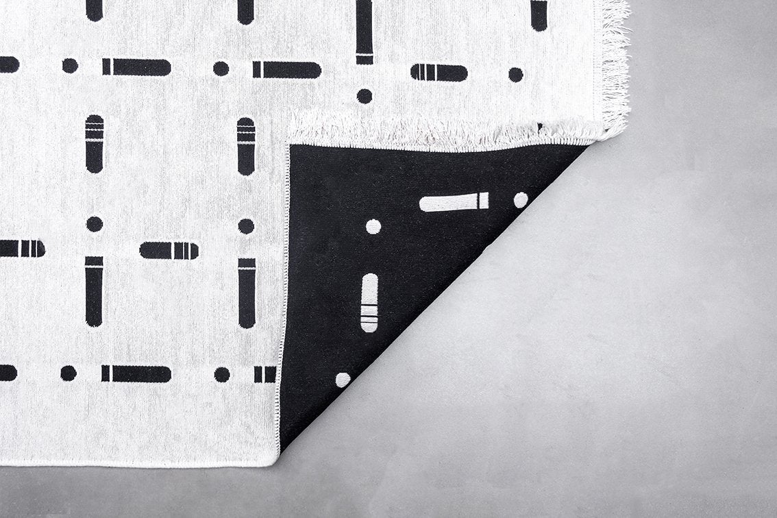 Vegan rug (Double-sided): "SHIFT", by Işık Kaya TheKeep